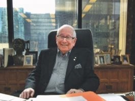 Канадски милиардер на 92 г. разкрива защо човек не трябва да се пенсионира